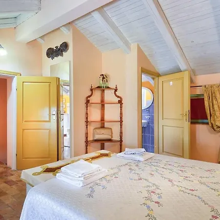 Villa Carlo بيت للعطل