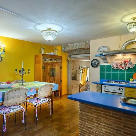 Villa Carlo بيت للعطل