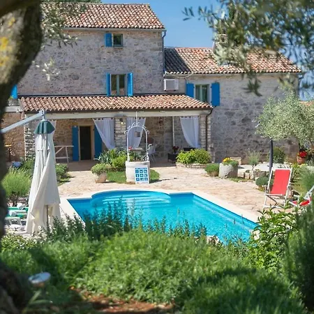بيت للعطل Villa Carlo *