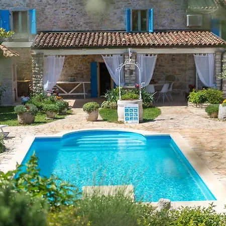 بيت للعطل Villa Carlo *